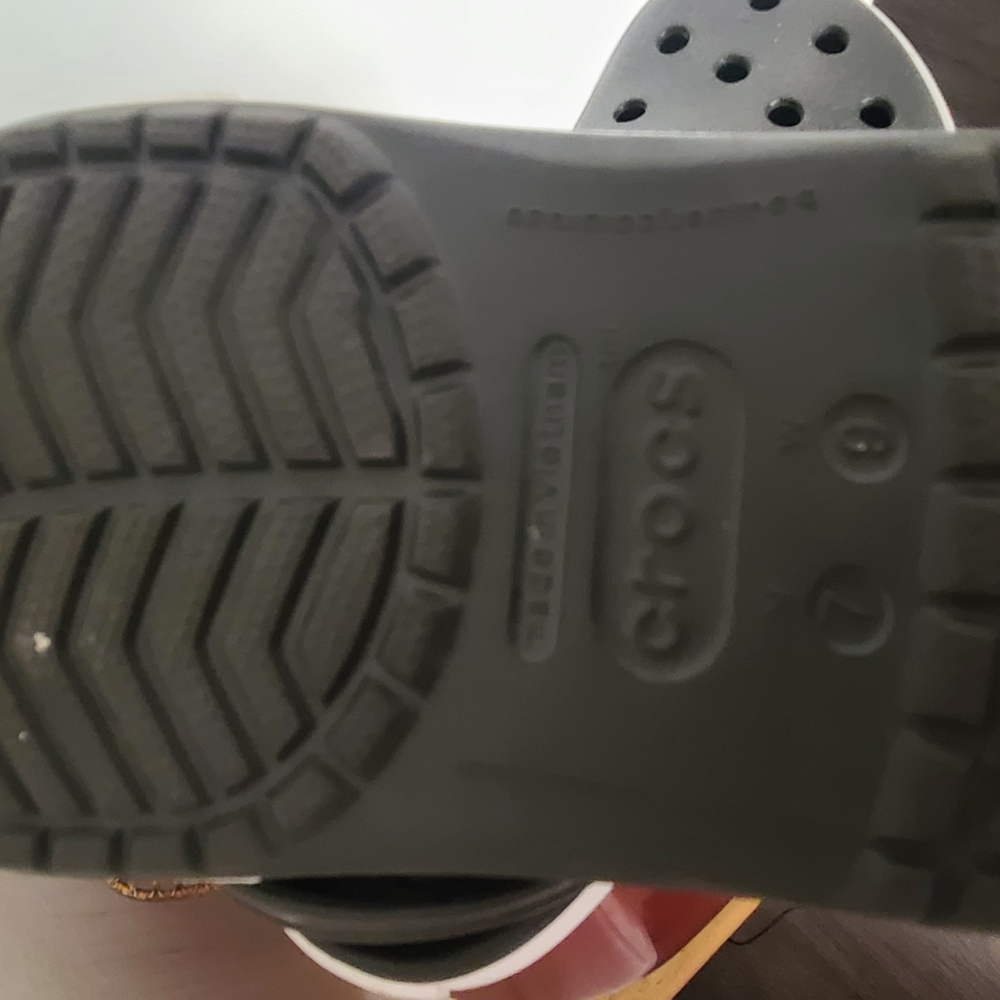 Crocs - Picture 3 of 3